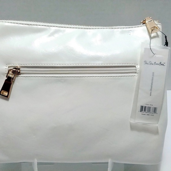 Le Motto - 'More Elegance, Less Arrogance' Clutch - Picture 3 of 8